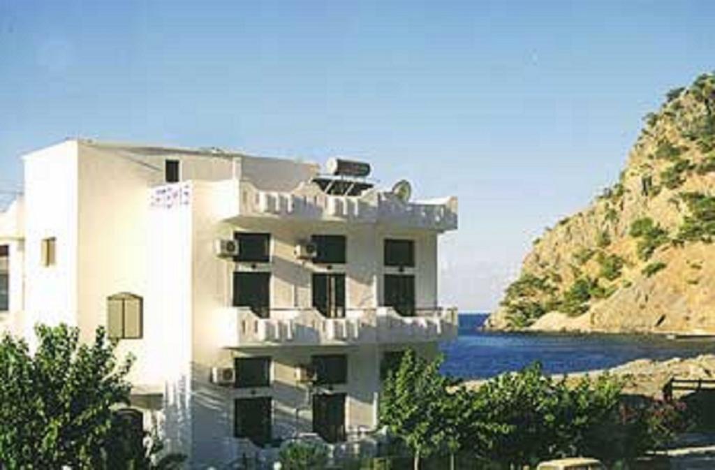 Artemis Studios أجيا روميلي المظهر الخارجي الصورة